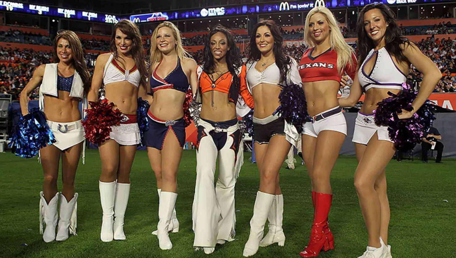 How Much Do NFL Cheerleaders Make? Pay, Perks, and Realities